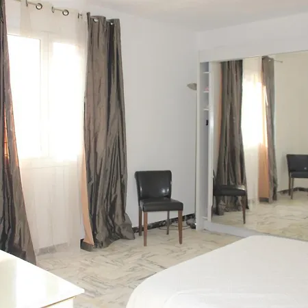Maison Calvi Haute Corse 8 Personnes Centre קאלבי